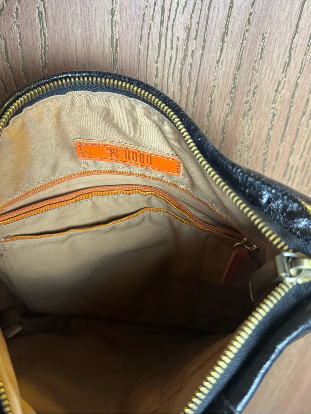 HOBO Black Drifter Leather Hobo Shoulder Bag - Picture 4 of 5